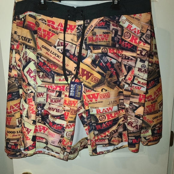 RAW Zip up Hoodie with matching board shorts - Picture 4 of 6